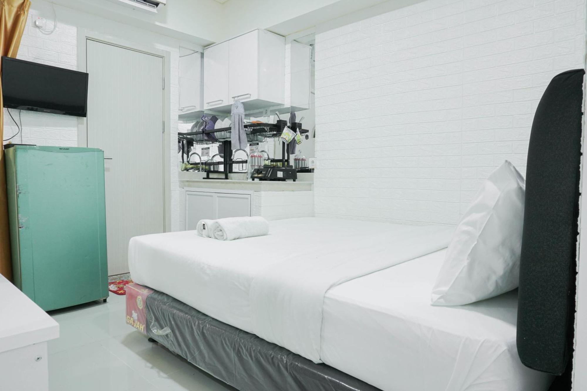 Elegant At Meikarta By Travelio Bekasi